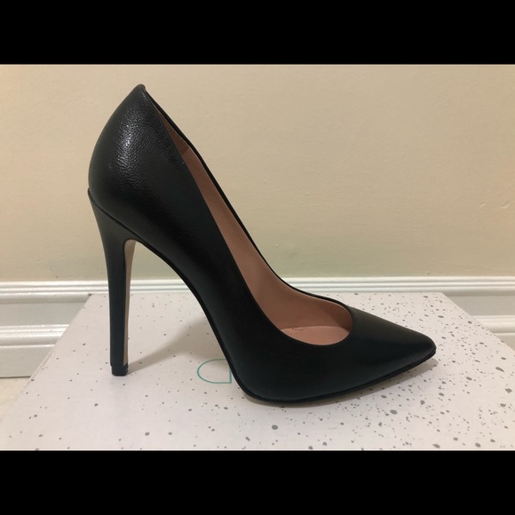 Stiletto heels. Size 4 - Picture 3 of 4